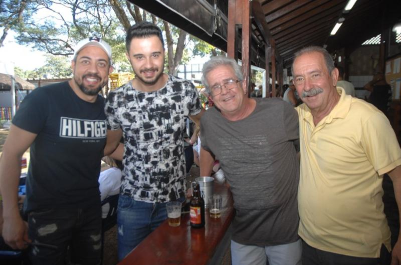 Feijoada no Paulinense