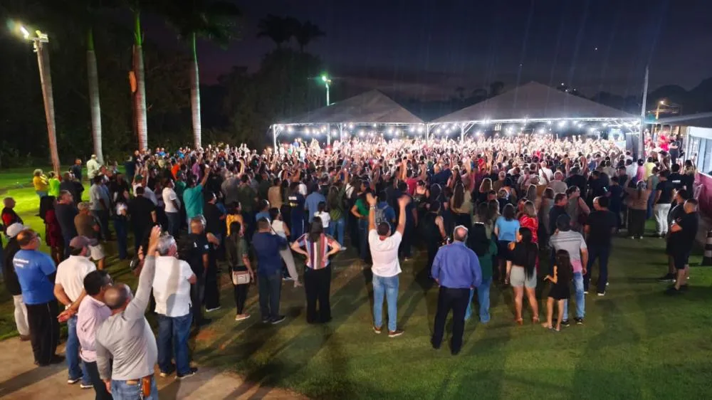 SHOW DO ZEZÉ NO RODEIO DE PAULÍNIA