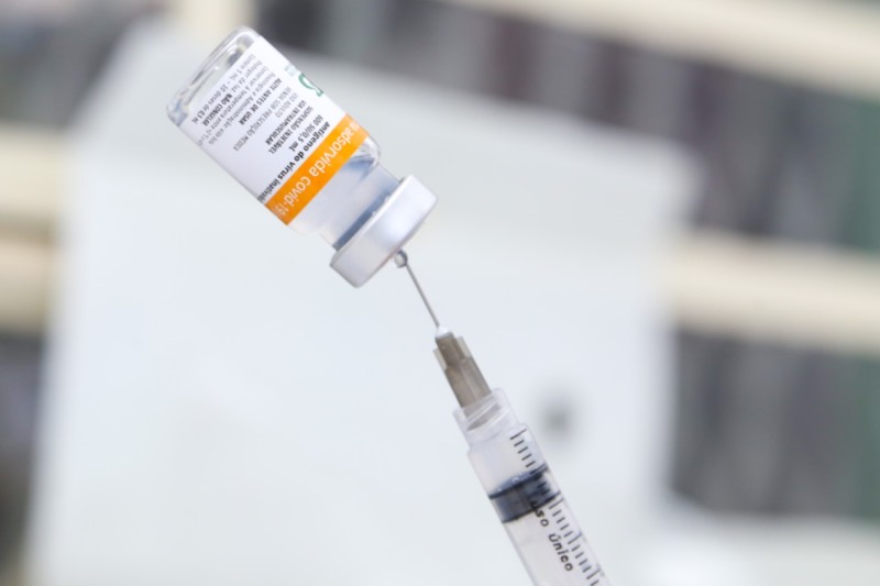 SP terá 4ª dose contra Covid-19 em profissionais da saúde e pessoas com mais de 50 anos