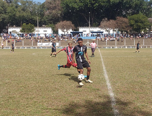 Copa das Favelas começou com 12 jogos em Campinas