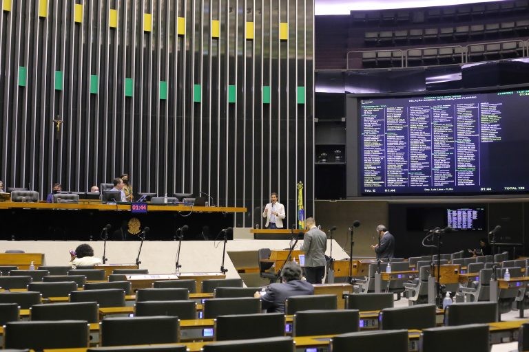 Câmara inicia a Ordem do Dia para analisar propostas; acompanhe