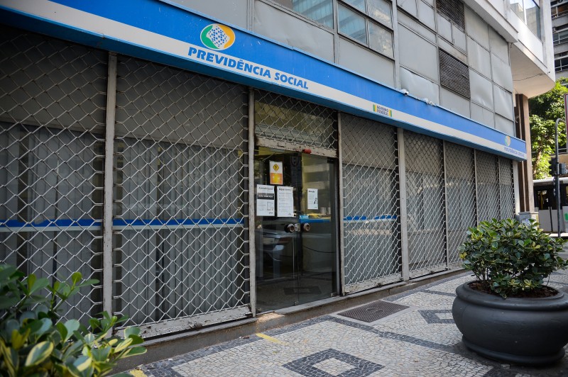 Agência Brasil explica novas regras de atendimento no INSS
