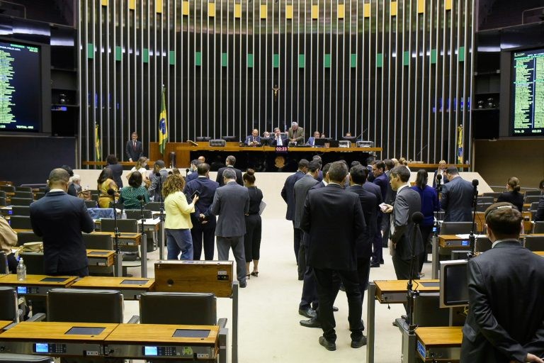Câmara aprova novas regras para arquivamento de propostas dos parlamentares; acompanhe