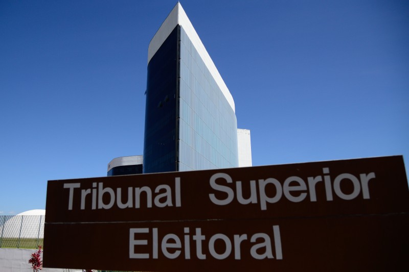 Termina nesta quinta-feira prazo para pedir voto em trânsito