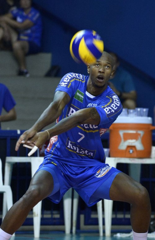 Vôlei Renata encara Apan Blumenau neste sábado (18)