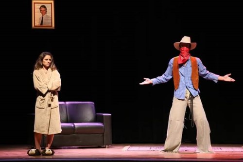 Teatro Castro Mendes será palco de comédia romântica nesta quarta-feira