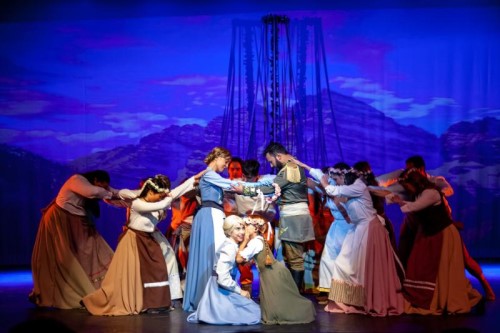 Teatro Castro Mendes recebe espetáculo baseado em Frozen no fim de semana