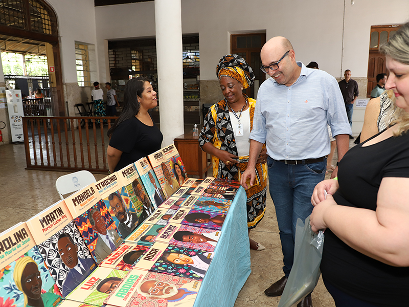 Feira Afro Literária na Estação Cultura destaca autores negros