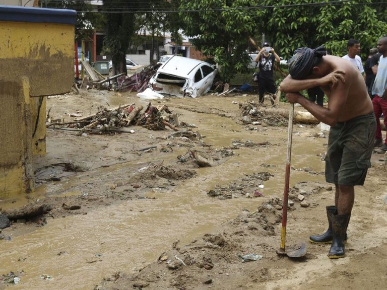 Comissão ouve debate prevenção contra enchentes com vítimas da tragédia de Petrópolis