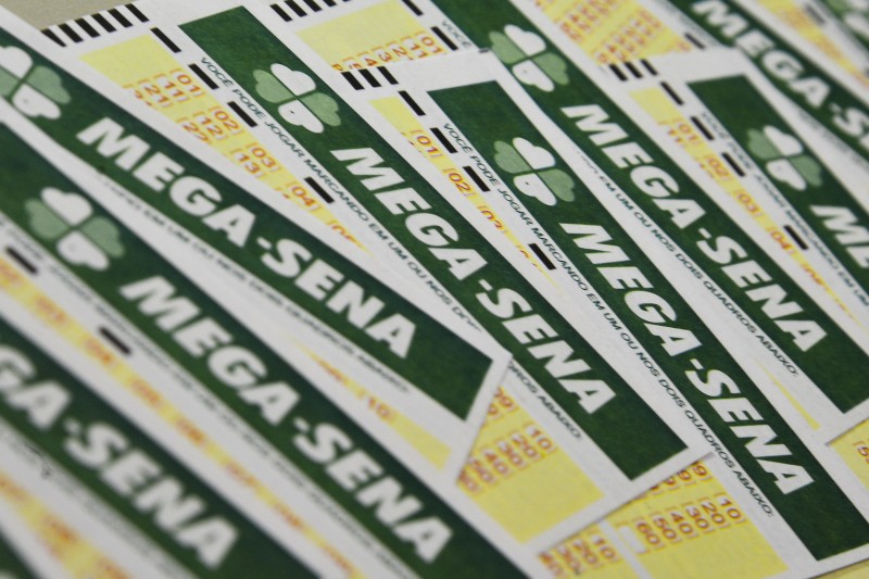 Mega-Sena sorteia hoje prêmio acumulado em R$ 135 milhões