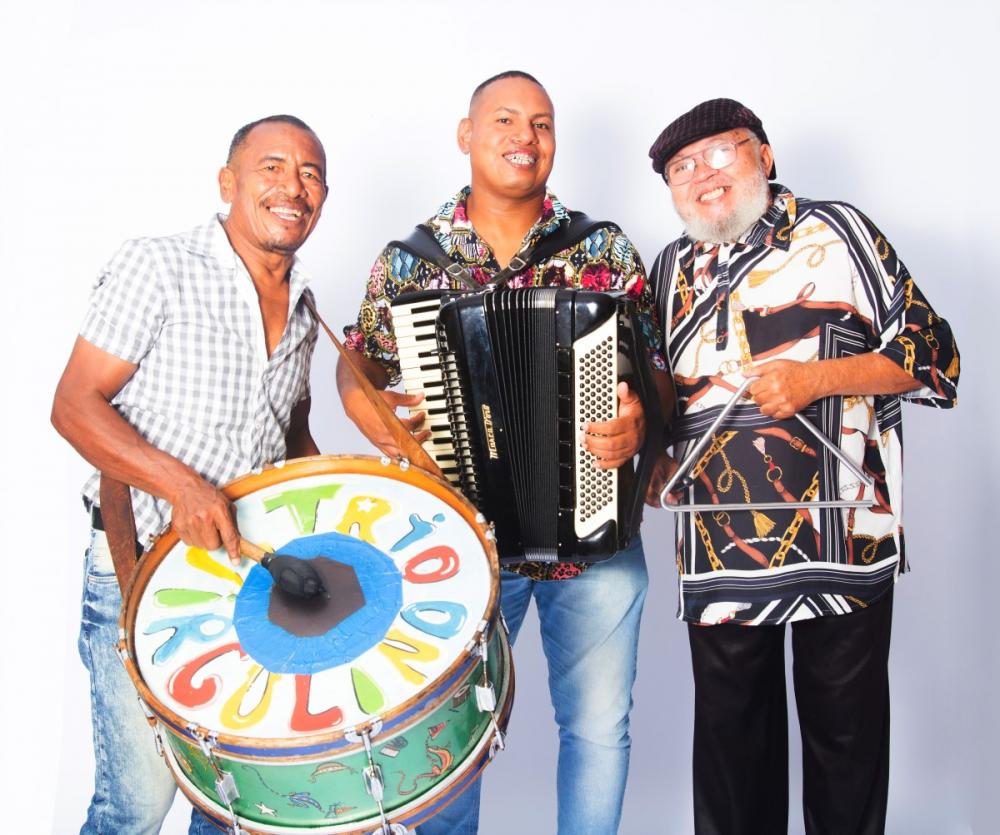  Trio Virgulino comemora 43 anos com show gratuito na Praça Vó Palmira, em Americana