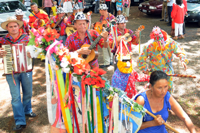 Campinas recebe 40º Encontro de Bandeiras de Folia de Reis