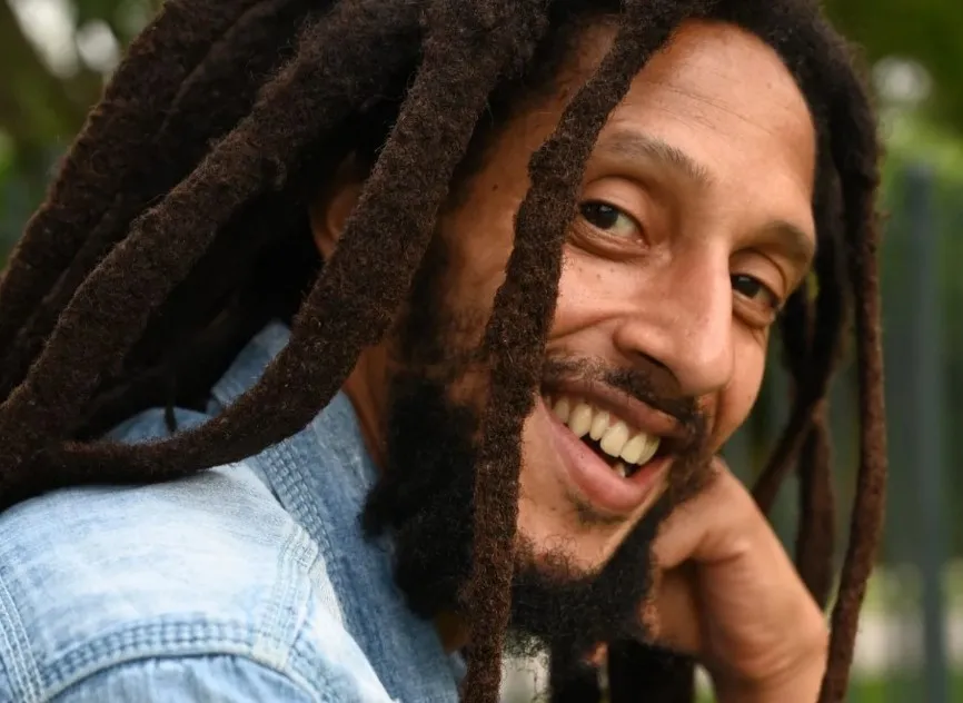 Filho da lenda Bob Marley, Julian Marley, fará show em Campinas nesta sexta-feira