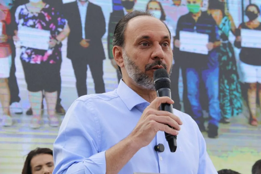  ‘Se até o dia 30 próximo não sair uma decisão judicial favorável, vou indicar alguém da cidade, decente e bem posicionado nas pesquisas’, diz Du Cazellato sobre possível sucessor (Coluna do Raoni)