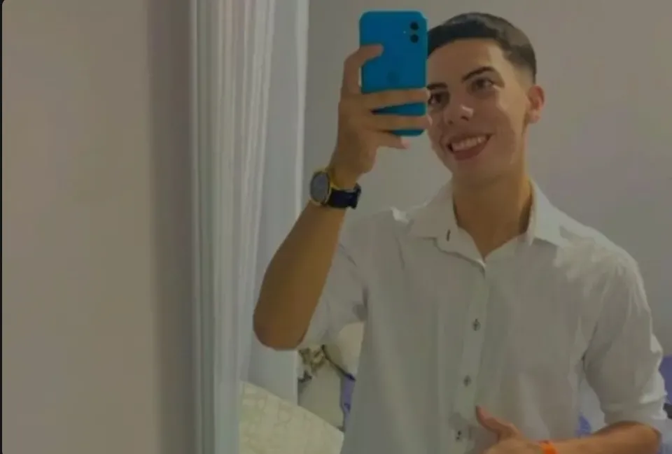 Jovem de apenas 21 anos é morto com tiros nas costas durante tentativa de assalto