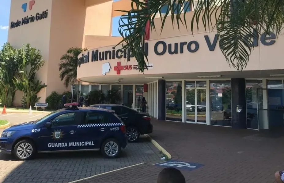 Em busca de atestado para marido, grávida ameaça medico em hospital
