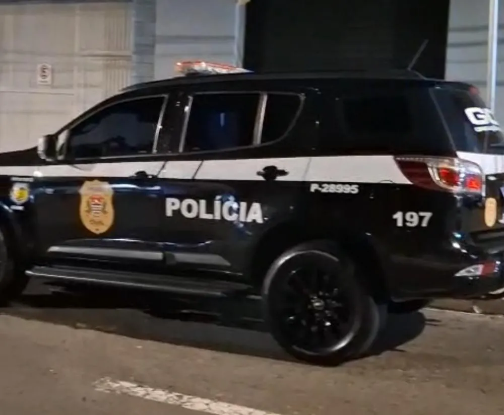Polícia prende grupo que simulava roubos para extorquir via PIX