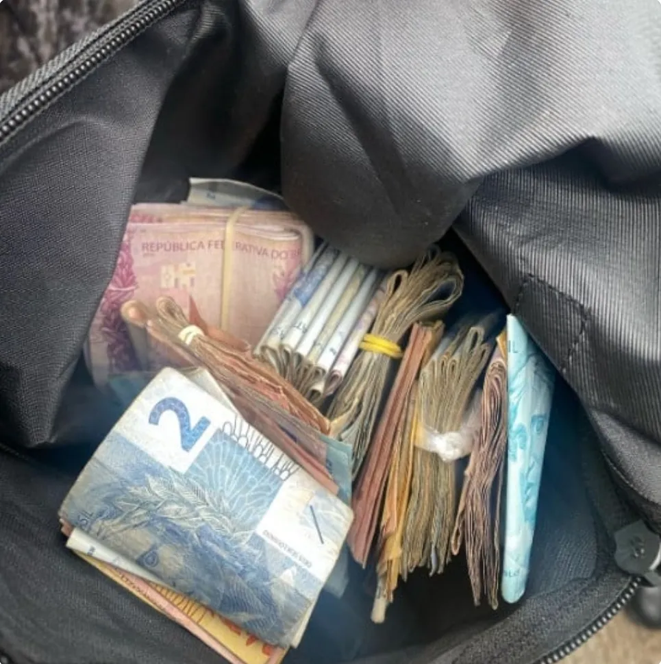 Rota de São Paulo apreende R$ 16 mil e drogas durante operação na região