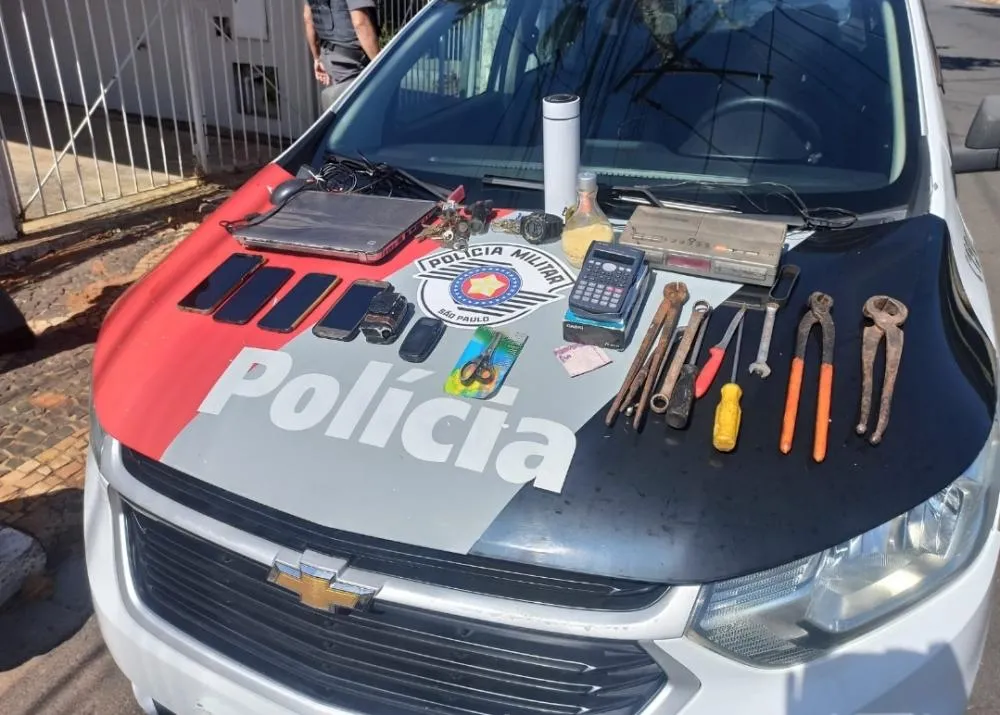 Ladrão rouba casa, foge para matagal e ainda agride PM ao ser preso em Mogi Mirim