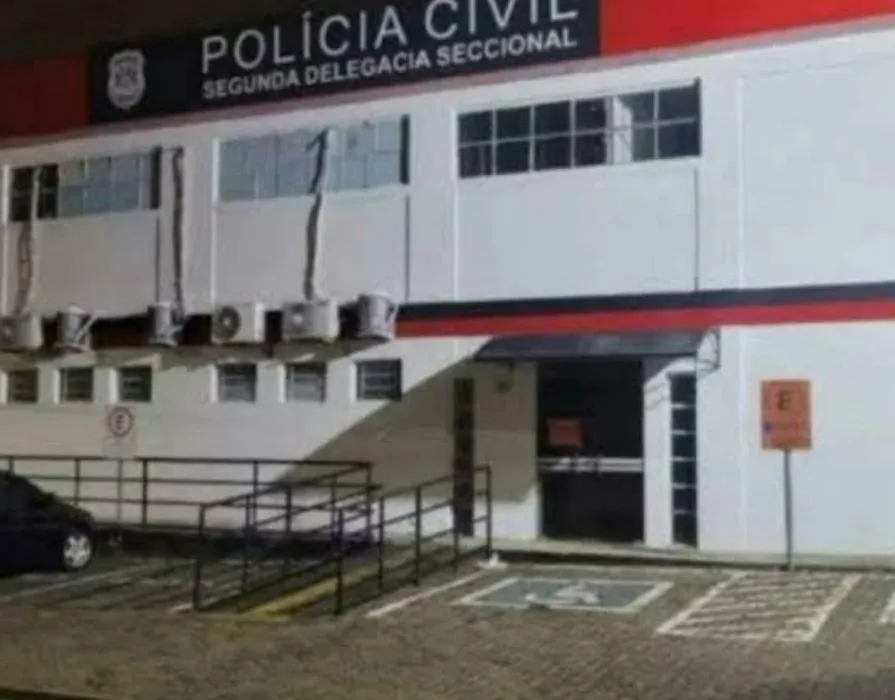 Suspeito com moto roubada morre baleado durante ação policial
