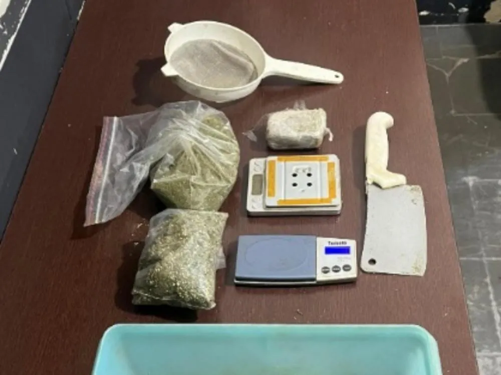 PM sente cheiro de maconha e prende traficante em Hortolândia