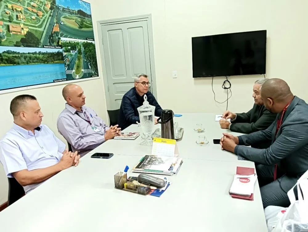 Sumaré firma parceria com programa de estágio para jovens aprendizes