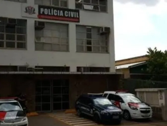 Jovem de 22 anos é baleado duas vezes na cabeça no bairro Saltinho