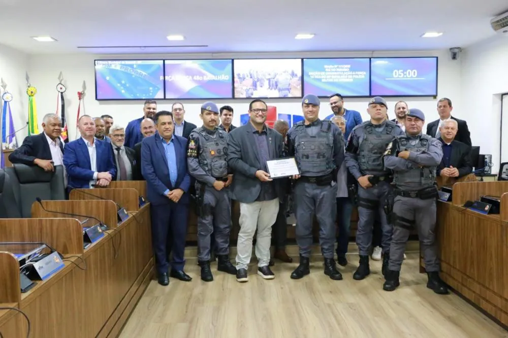  Rai do Paraíso faz homenagem a policiais que realizaram parto em via pública e à delegação de Sumaré nos Jogos da Melhor Idade