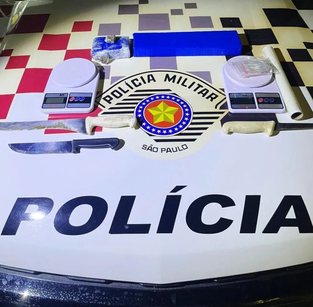 PM prende suspeito por tráfico de drogas após denúncia de violência doméstica em Itapira