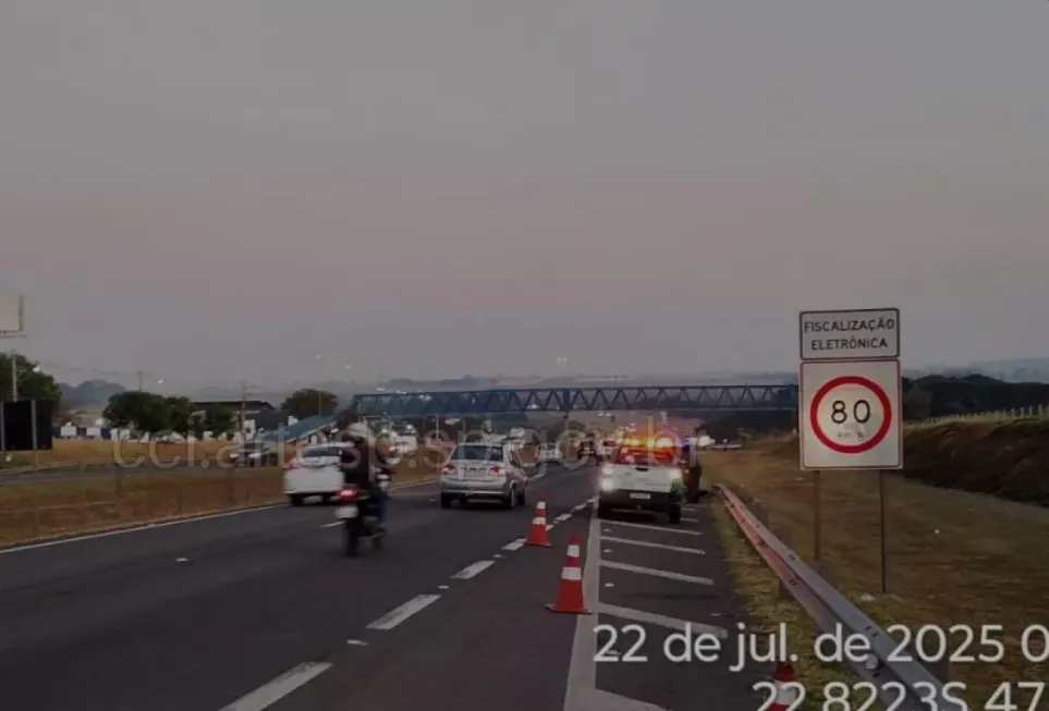 Homem morre atropelado na Rodovia Zeferino Vaz e motorista foge em seguida