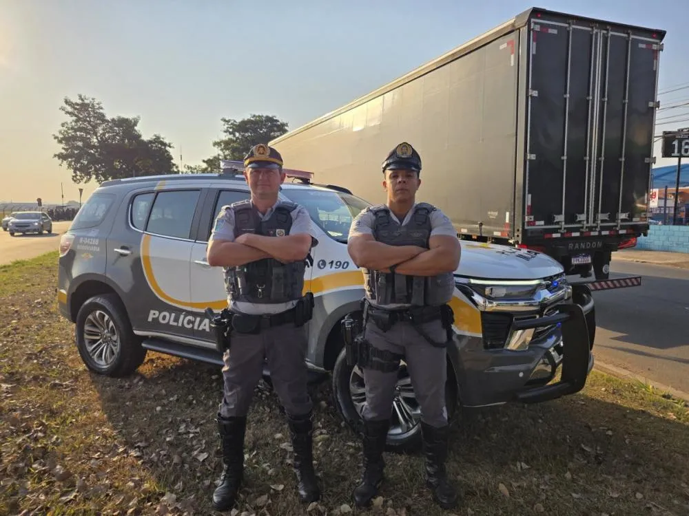 PMR prende em Campinas criminoso que dirigia caminhão roubado e com placas adulteradas