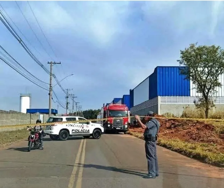Homem de 53 anos morre soterrado em obra no Parque Industrial, em Mogi Guaçu