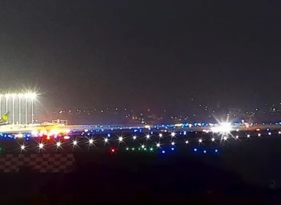 Avião da Azul faz pouso de emergência em Viracopos após decolar de Curitiba