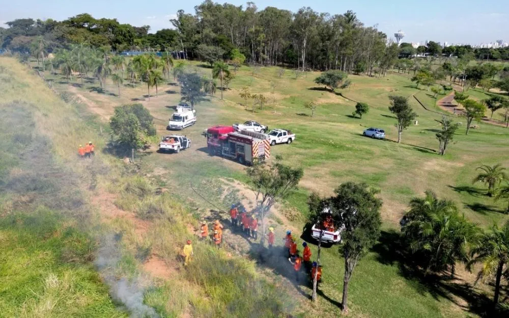 Defesa Civil alerta para rajadas fortes de vento entre terça e quarta