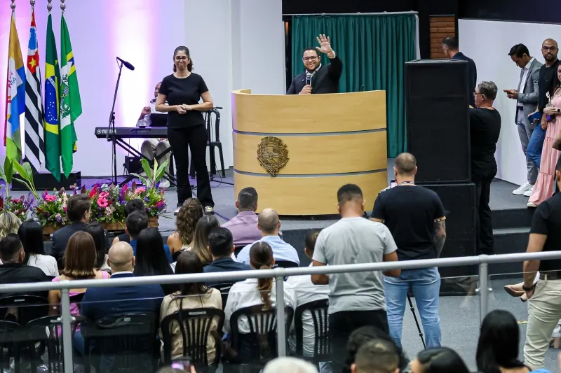 Campanha do Agasalho 2025 de Paulínia termina com a doação de 40 mil peças de roupas