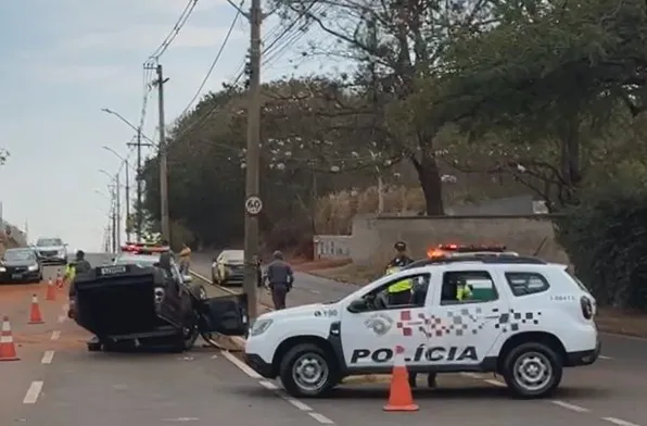 Casal morre após capotamento de veículo em Paulínia