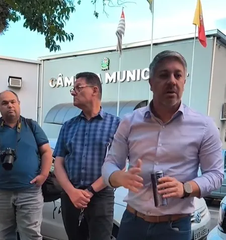 Rodrigo Falsetti e Câmara aprovam 'pacote de maldades' e aumentam impostos para a população de Mogi Guaçu