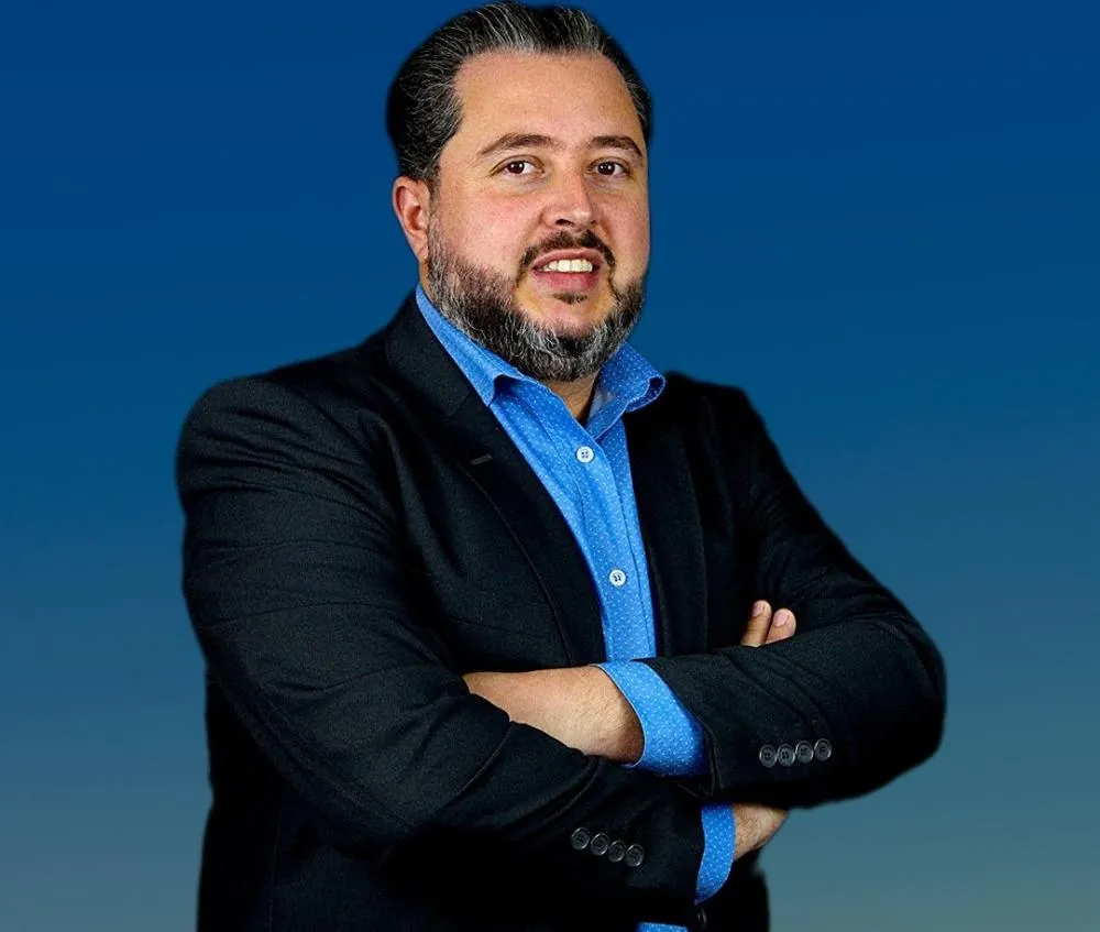Liderança é Presença, Não Posição! (Coluna do João Cleto)
