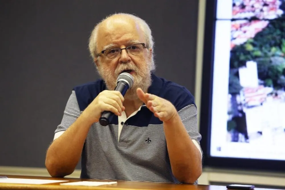 Tribunal de Contas do Estado suspende novas licitações da Educação de Campinas 