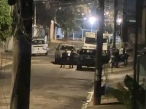  Homem morre e policial fica ferido em troca de tiros em Sumaré; assista a um vídeo da ocorrência