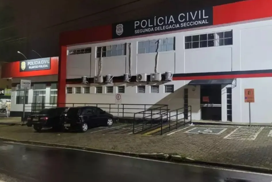 Mulher grávida de 8 meses morre após parto em banheiro em Campinas