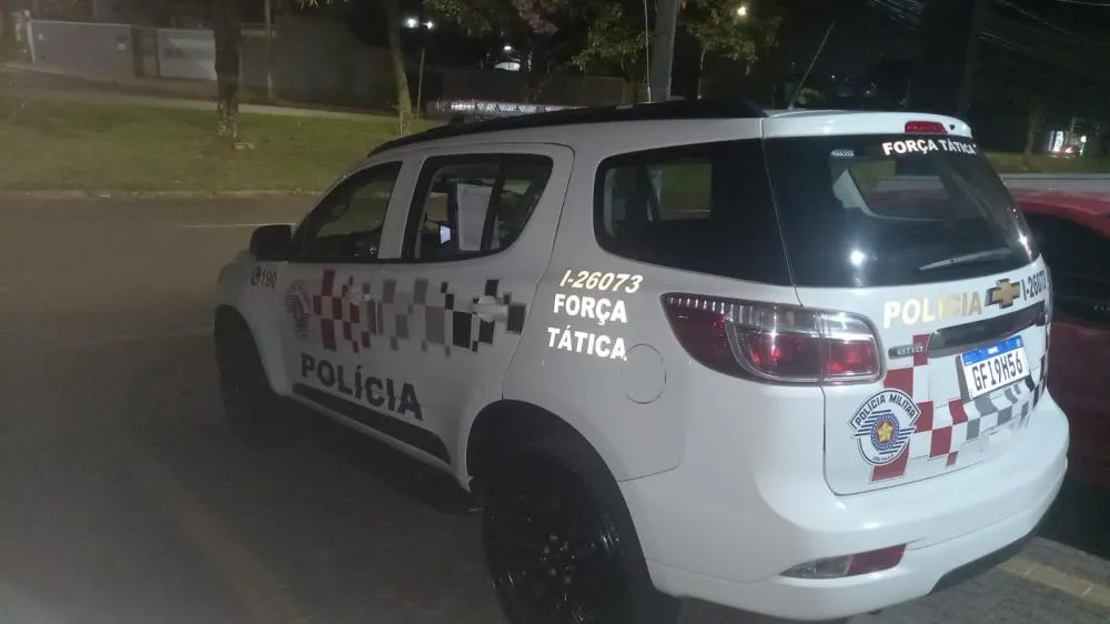 Homem é assassinado a tiros em frente a danceteria em Santo Antônio de Posse