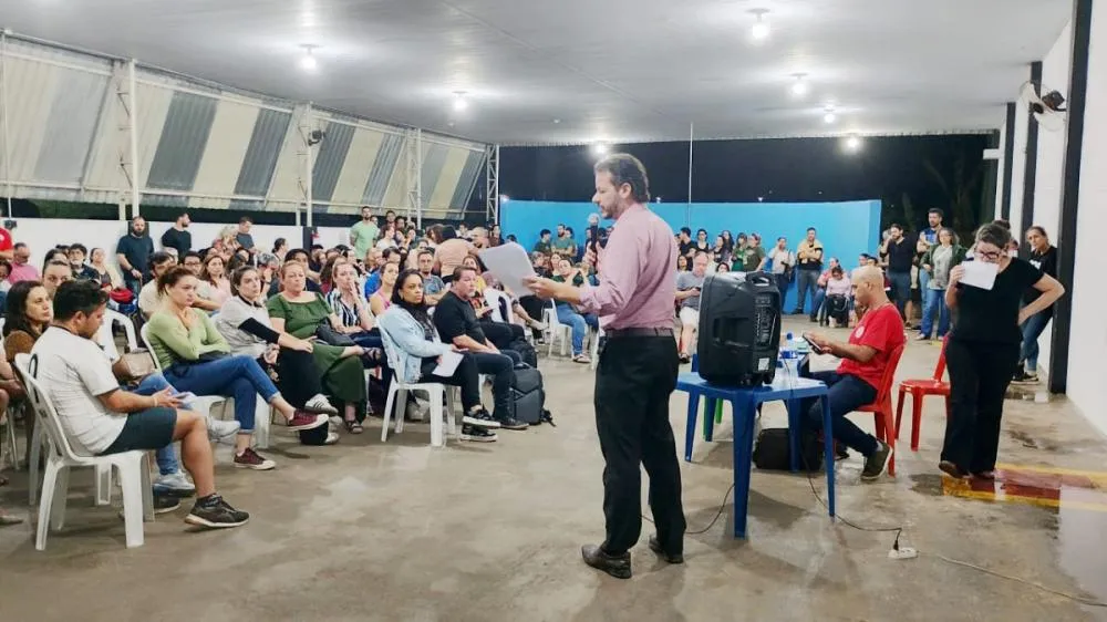 Aparelhado por petistas e comunistas, sindicato dos servidores públicos têm distorcido a realidade e deverá amargar mais uma derrota (Coluna do Raoni)