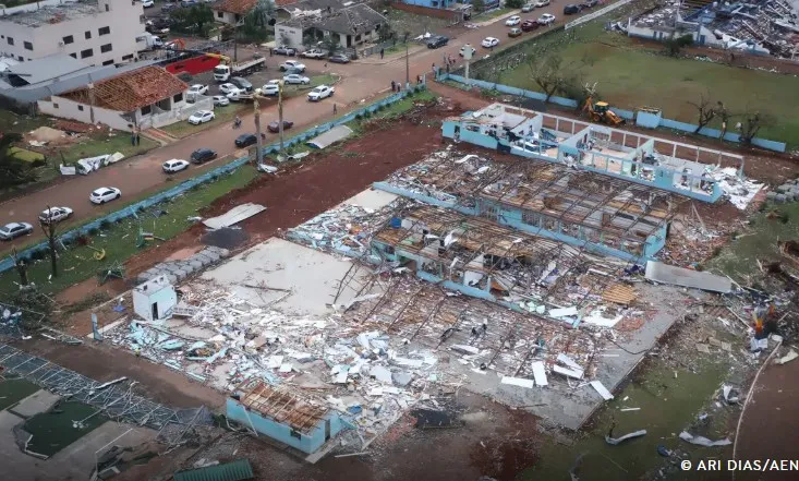Número de feridos chega a 750 após passagem de tornado pelo Paraná
