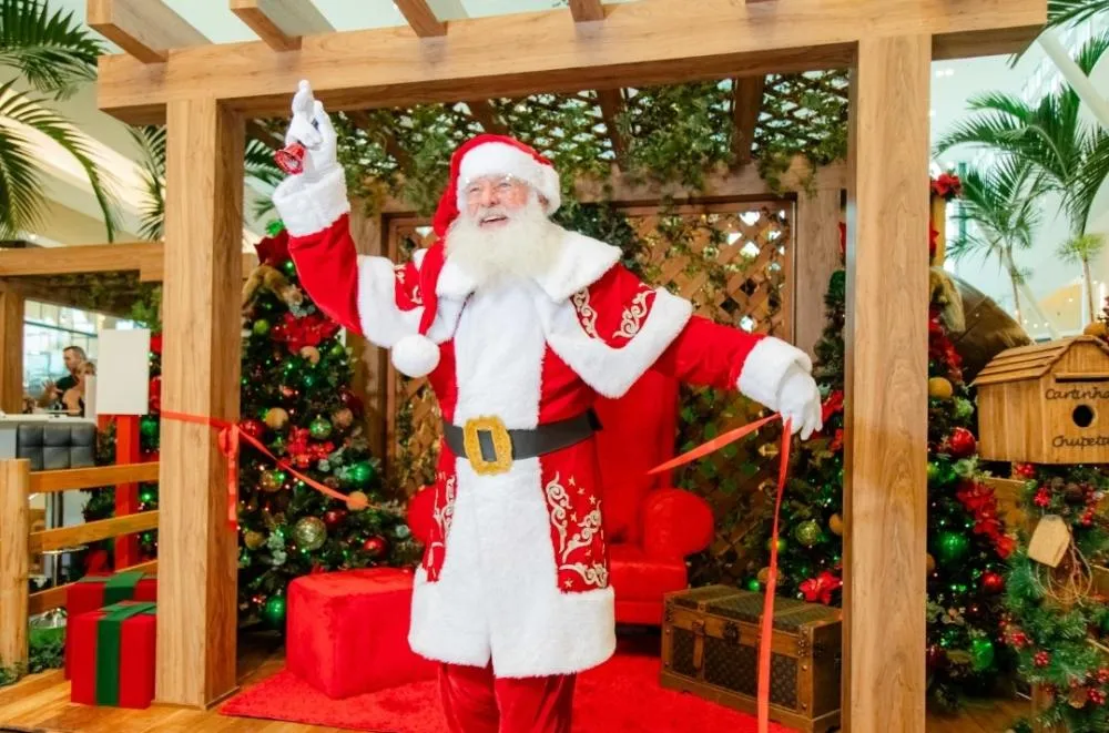 Shopping de Indaiatuba recebe Papai Noel com shows e peças teatrais gratuitos