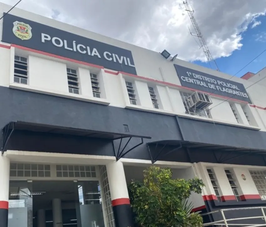 Ladrão é preso após perseguição na SP-340 com carro furtado