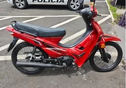 Adolescente é flagrado pilotando moto com placa falsa em Sumaré