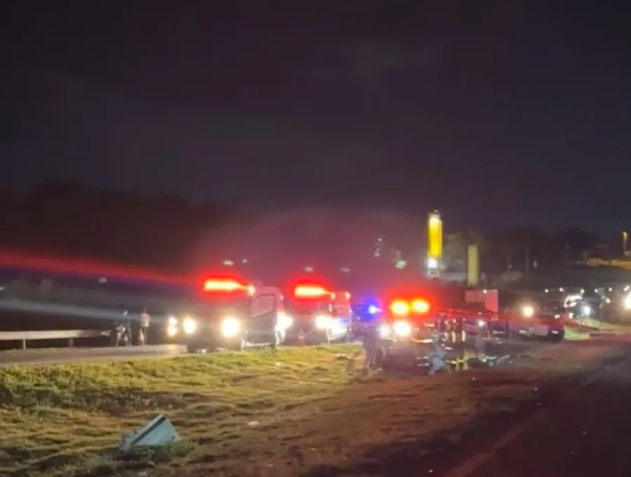 Acidente grave deixa duas pessoas mortas na SP-332, entre Paulínia e Campinas