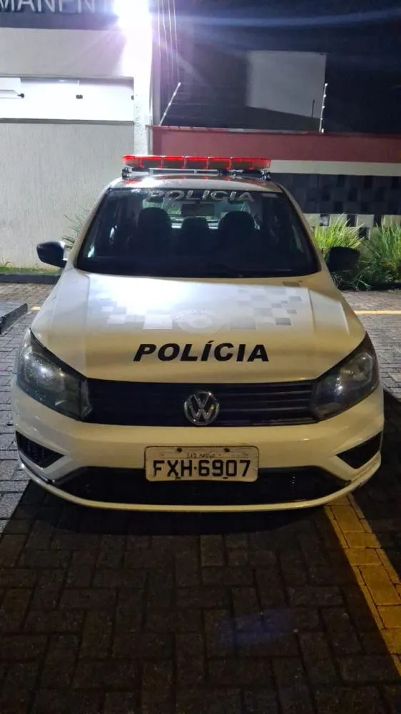 Ladrão invade comércio, depois casa e é preso pela PM dentro de quarto no Jardim Igaçaba