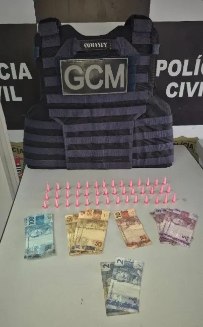 Mulher de 32 anos é presa em flagrante por tráfico na Vila São Carlos, em Mogi Guaçu